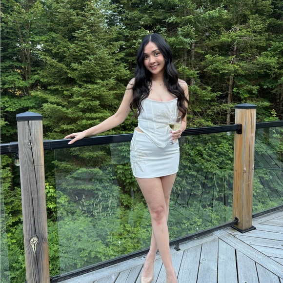 Meet your Posher, Kim - Picture 1 of 1